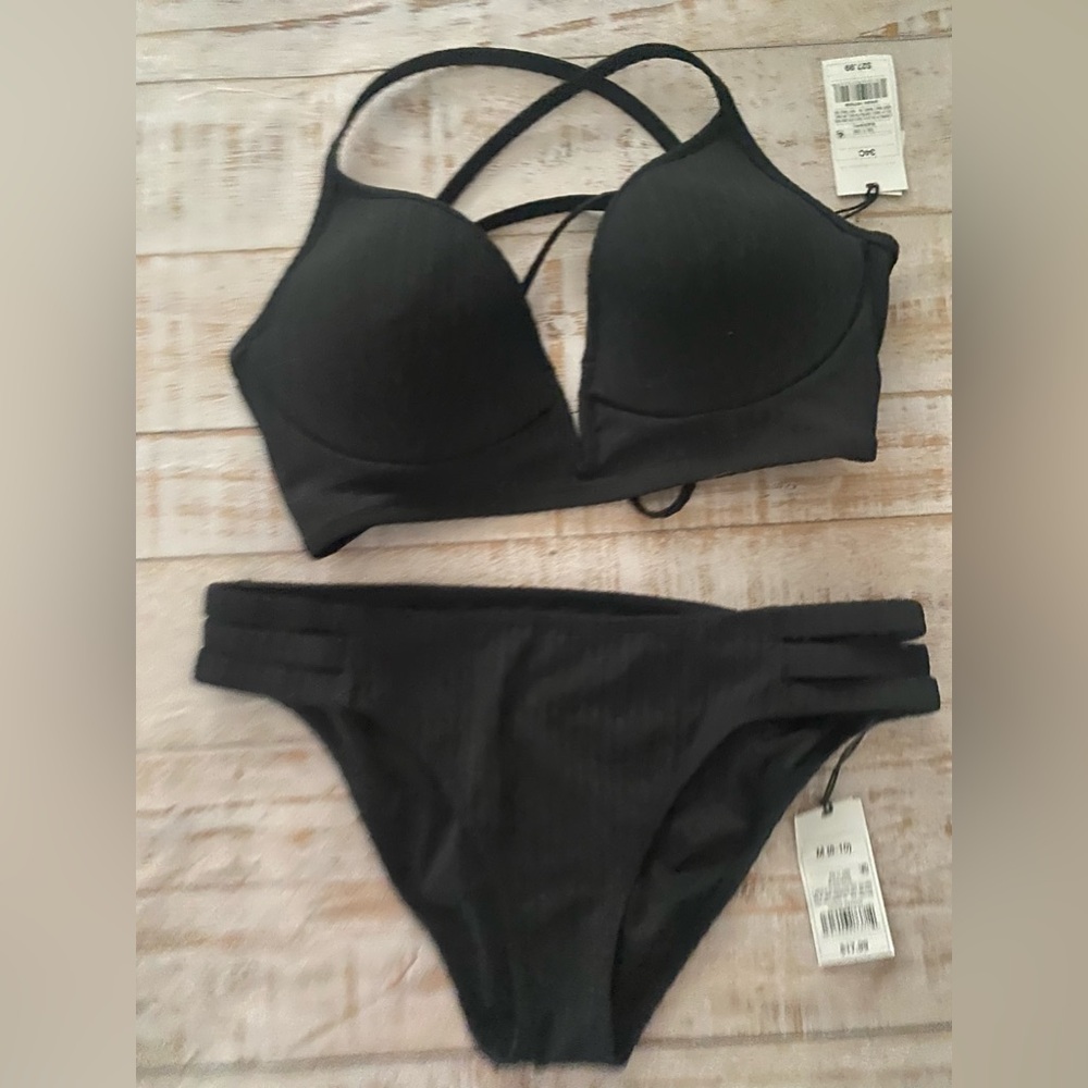 Sand & Shore Black Strat Bikini Set 34C cupped Top Medium Bottoms BRAND NEW